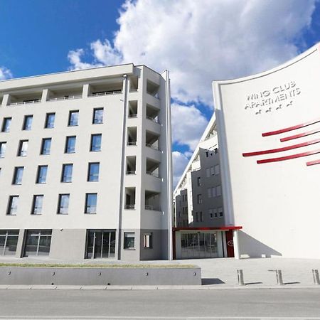 Dobi Apartmani Wing Jagodina Bagian luar foto