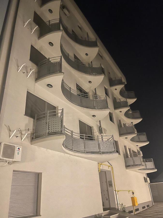 Dobi Apartmani Wing Jagodina Bagian luar foto
