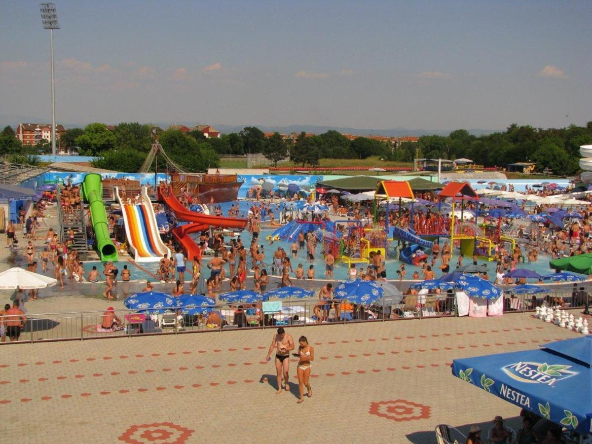 Dobi Apartmani Wing Jagodina Bagian luar foto