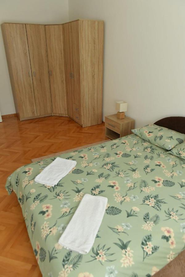 Dobi Apartmani Wing Jagodina Bagian luar foto