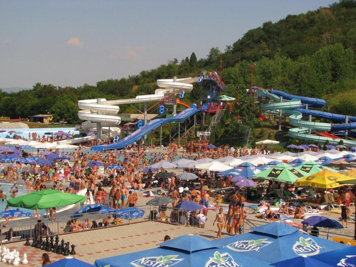 Dobi Apartmani Wing Jagodina Bagian luar foto