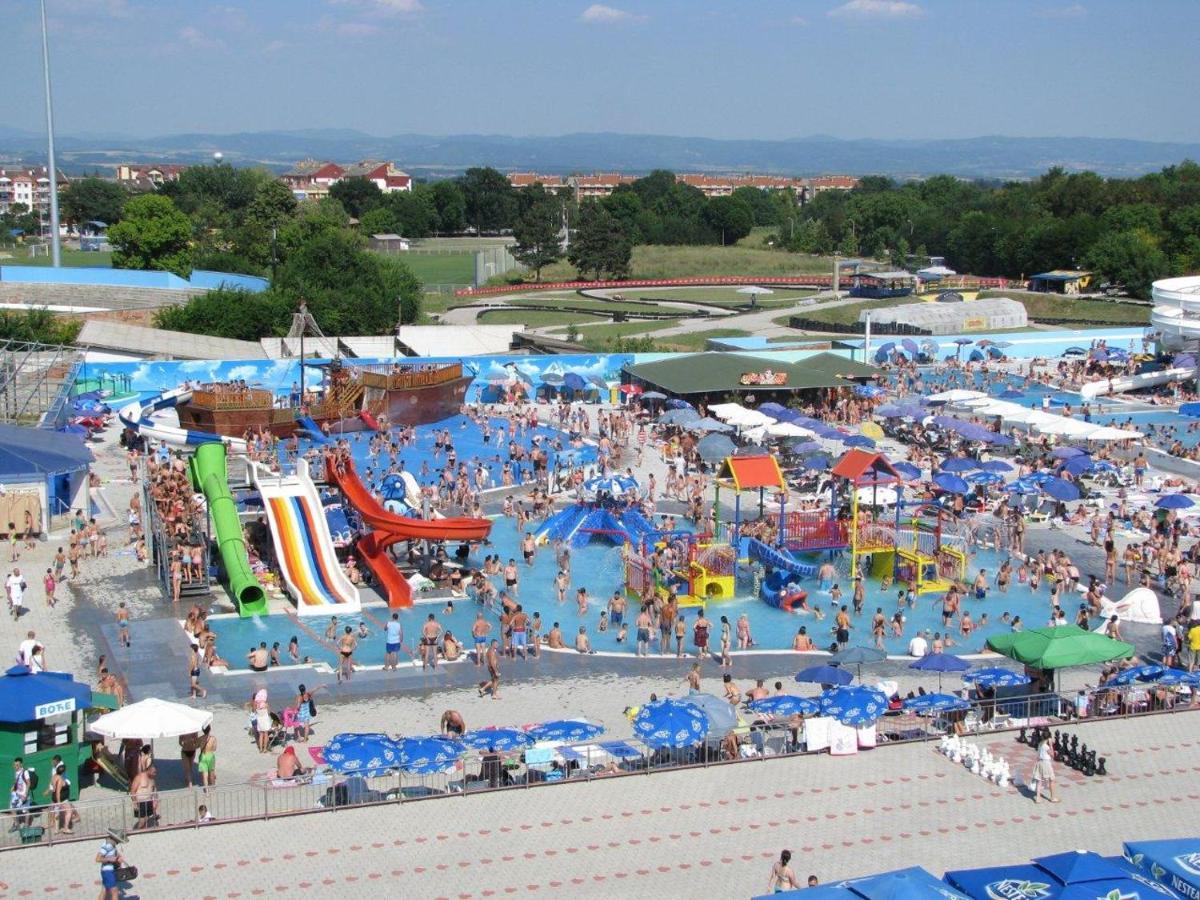 Dobi Apartmani Wing Jagodina Bagian luar foto